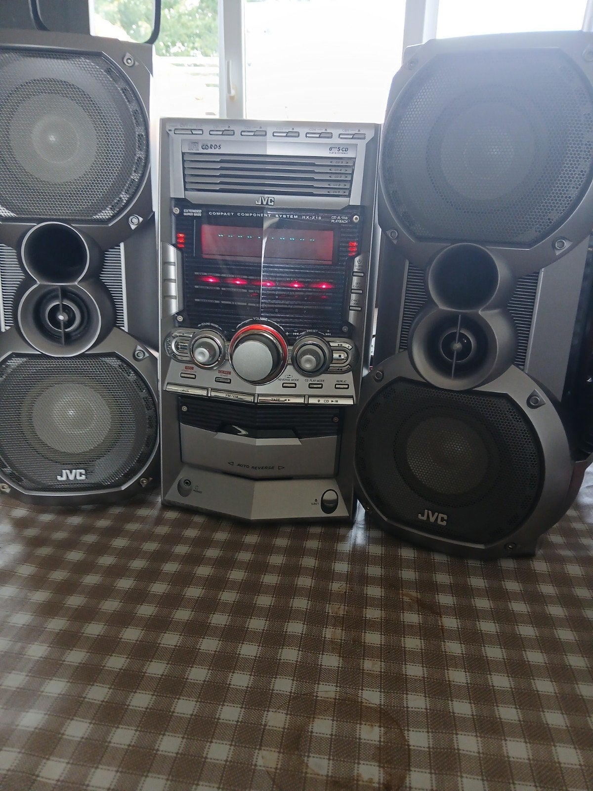 chaîne hifi JVC, JVC