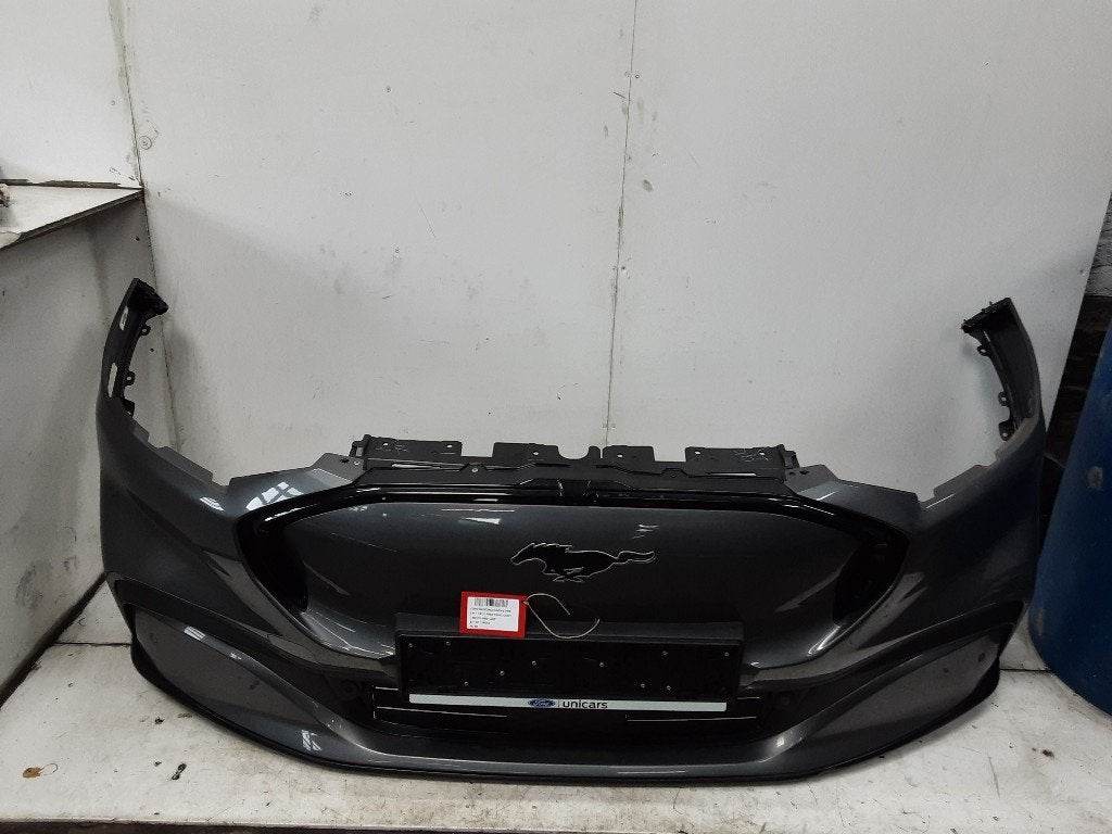 BUMPER VOOR Ford USA Mustang Mach-E (LJ8B-17E857-AD), Gebruikt, Voor, Kunden@ford.com, Bumper