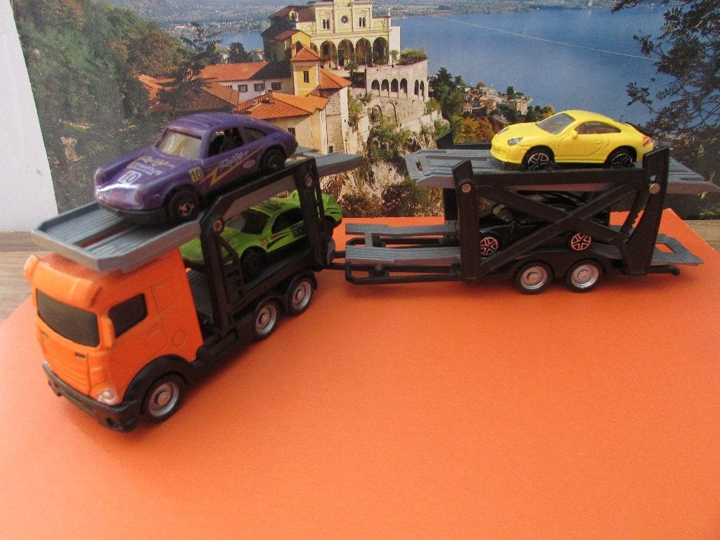 TRANSPORT DE VOITURES SCANIA AVEC « VOITURES DE SPORT » 1:78, Enlèvement ou Envoi, Comme neuf, Voiture, Autres marques