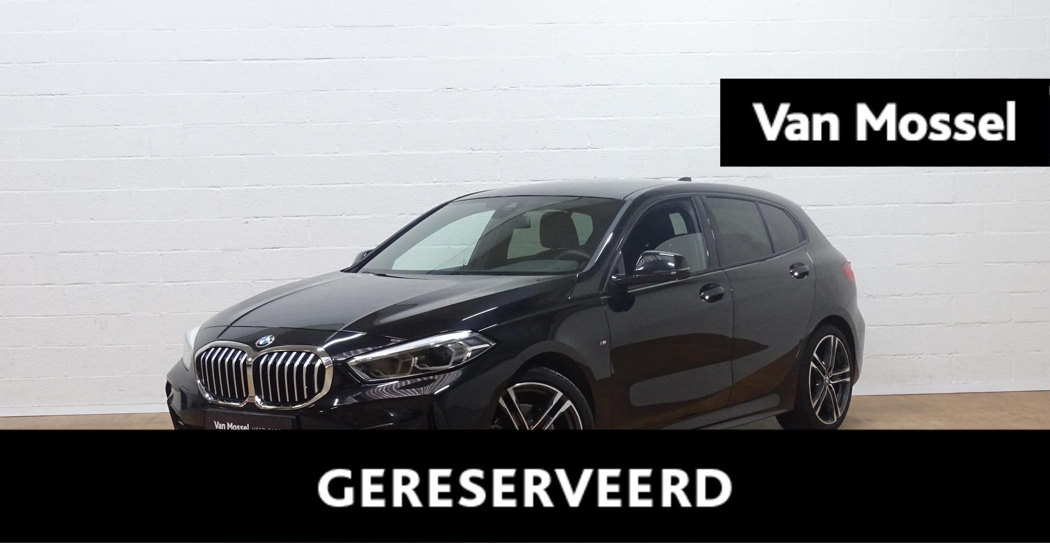BMW 1-serie 118iA (automatique), Autos, BMW, 144 g/km, https://public.car-pass.be/vhr/963d7d32-9aa6-4bf8-ac0c-a96814ef2da0, Achat