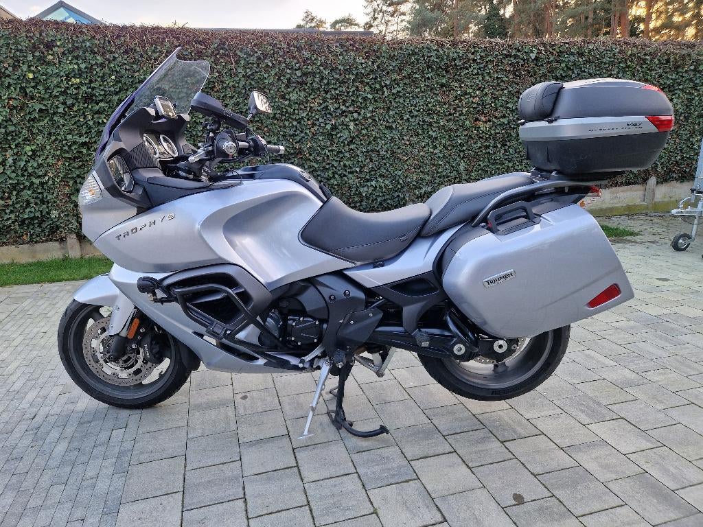 Triumph Trophy 1215 SE, Motoren, Handvatverwarming, 1215 cc, Motorrijbewijs A, Gebruikt