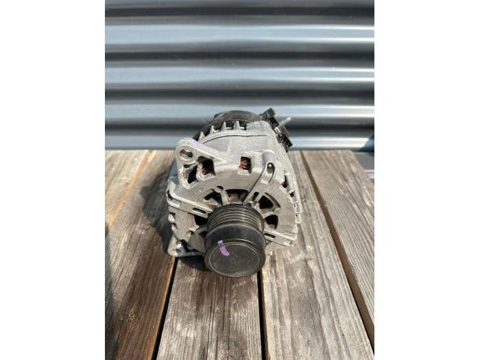 Dynamo d'un Mercedes A-Klasse, 3 mois de garantie, Utilisé, -, -