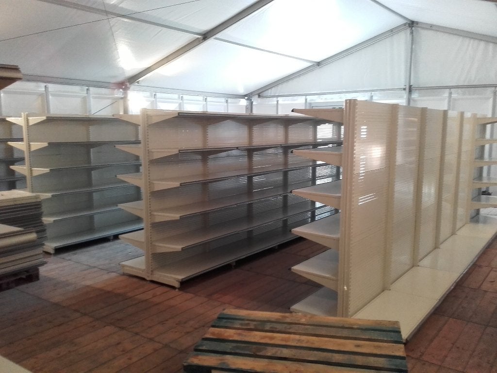 étagères de magasin complètes, Enlèvement