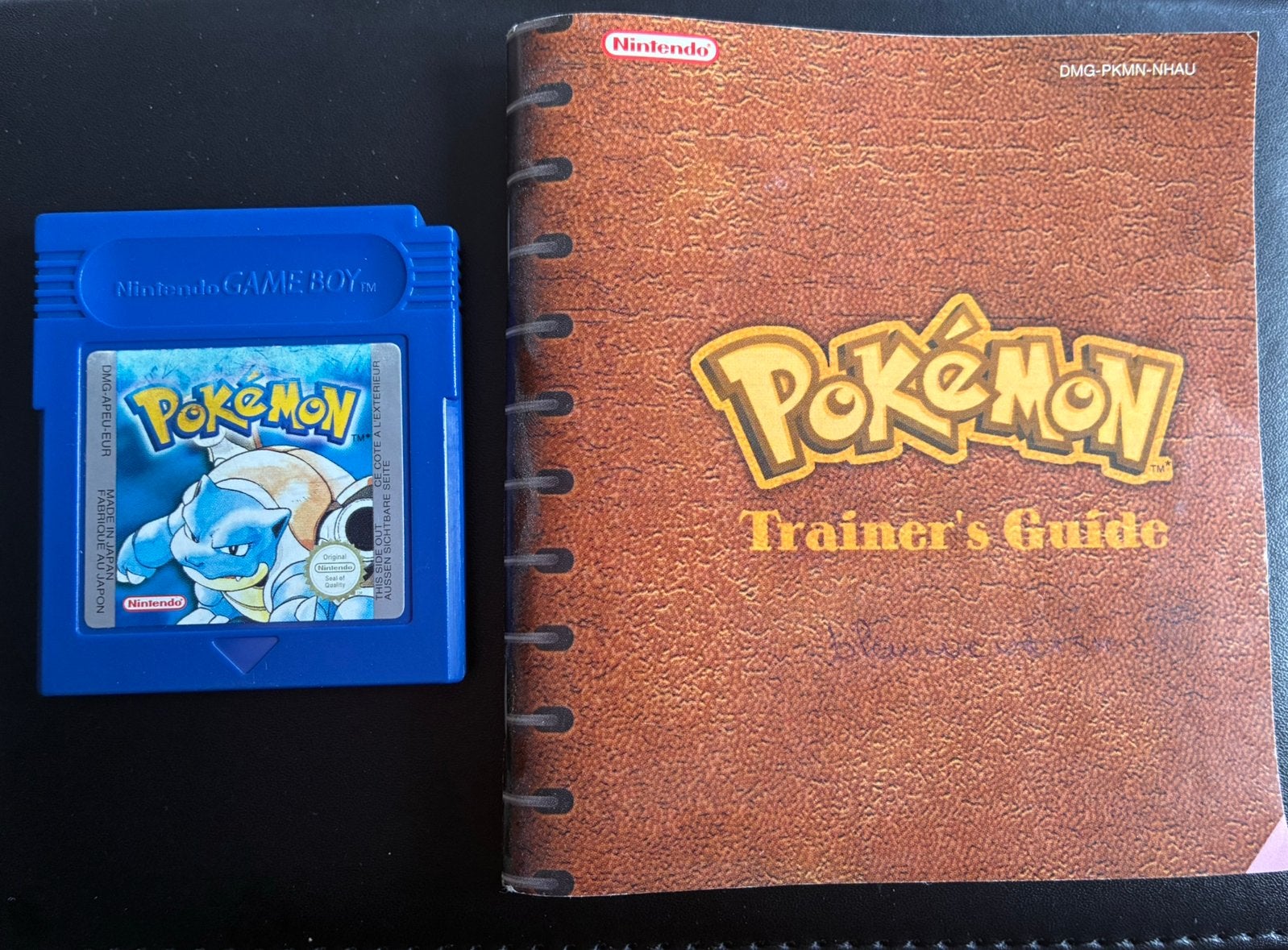 Pokemon Blue + Trainer’s Guide, Games en Spelcomputers, Verzenden, Gebruikt