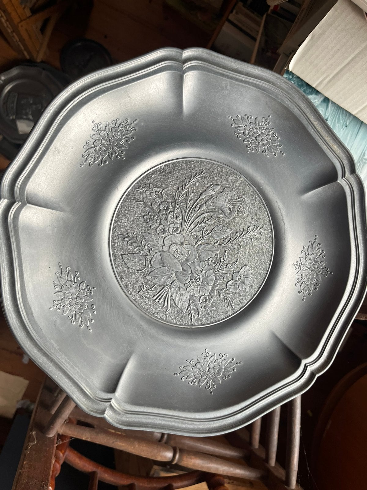 Mooie decoratieve tinnen schotel, Antiek en Kunst, Ophalen of Verzenden