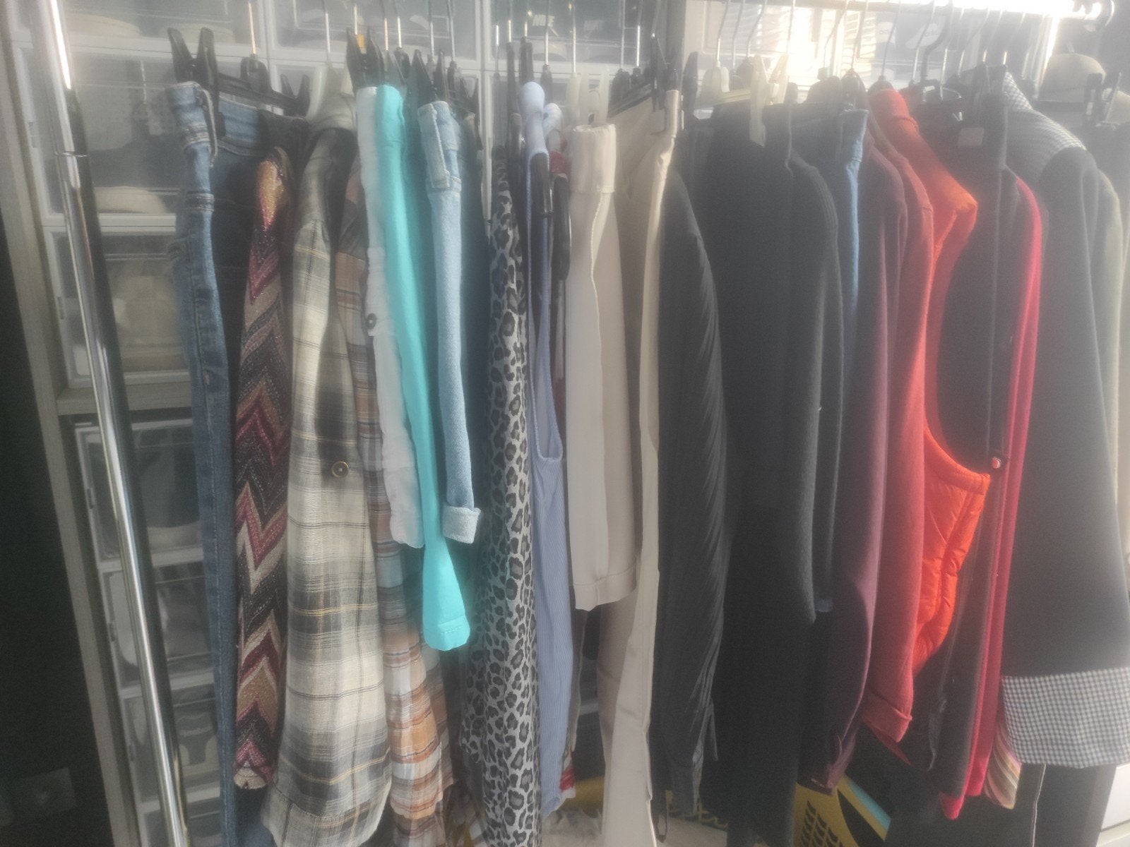 vêtements femme 38-40, Enlèvement