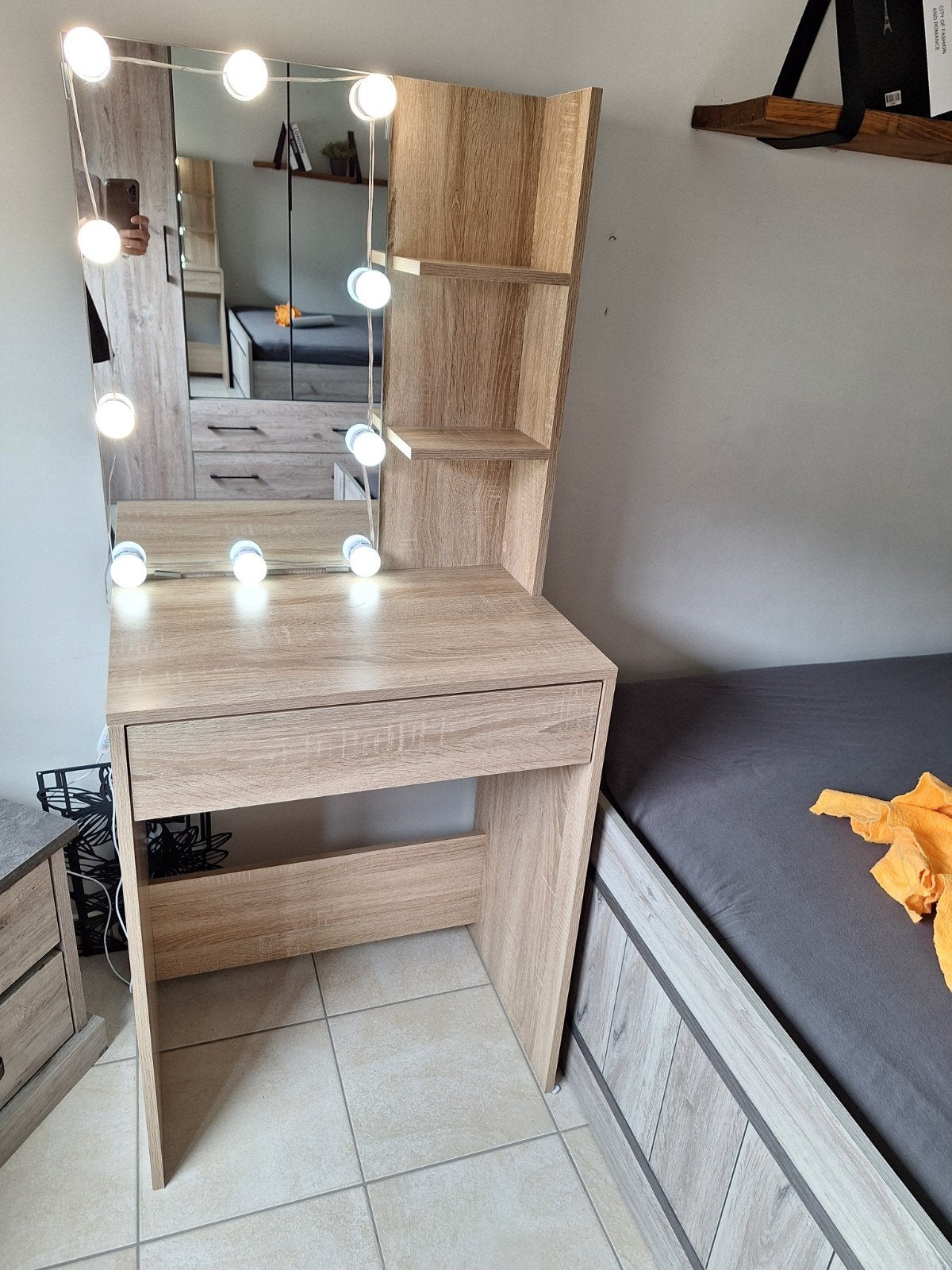 tiener make up tafeltje met verlichting  60 euro, Ophalen, 100 tot 150 cm, 50 tot 100 cm, Zo goed als nieuw