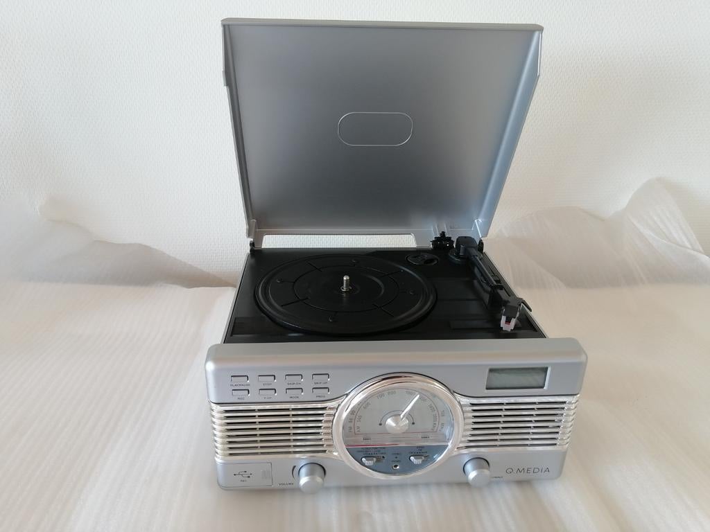 Radiogramophone de style rétro. Q Médias., Enlèvement, Neuf, Tourne-disque, Connexion USB