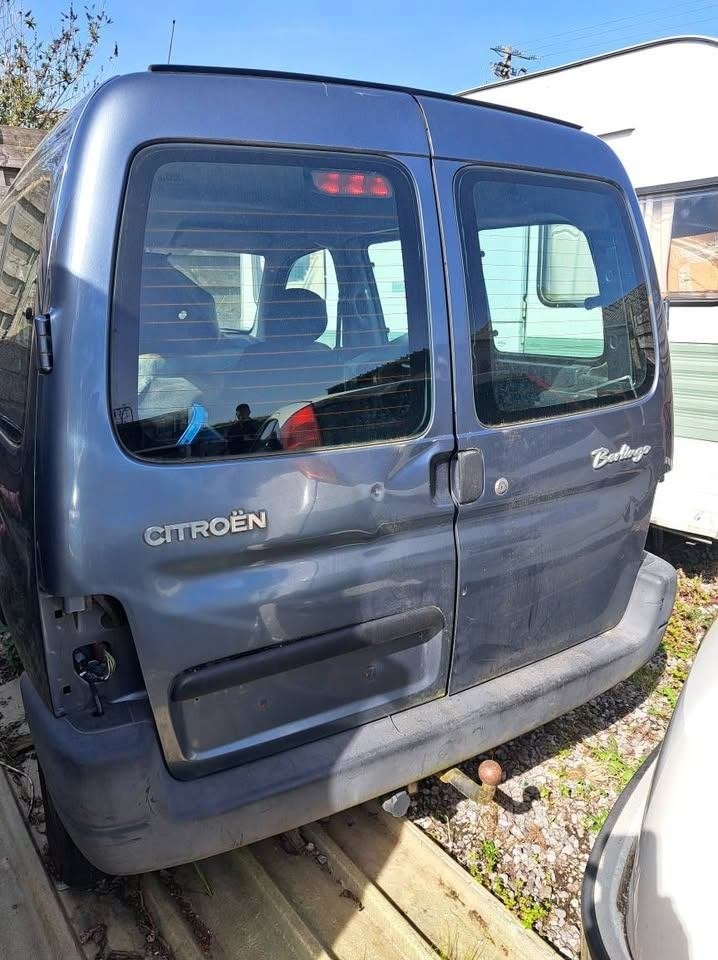attache remorque complet pour berlingo et ou partner, Autos : Pièces & Accessoires, Enlèvement, Utilisé