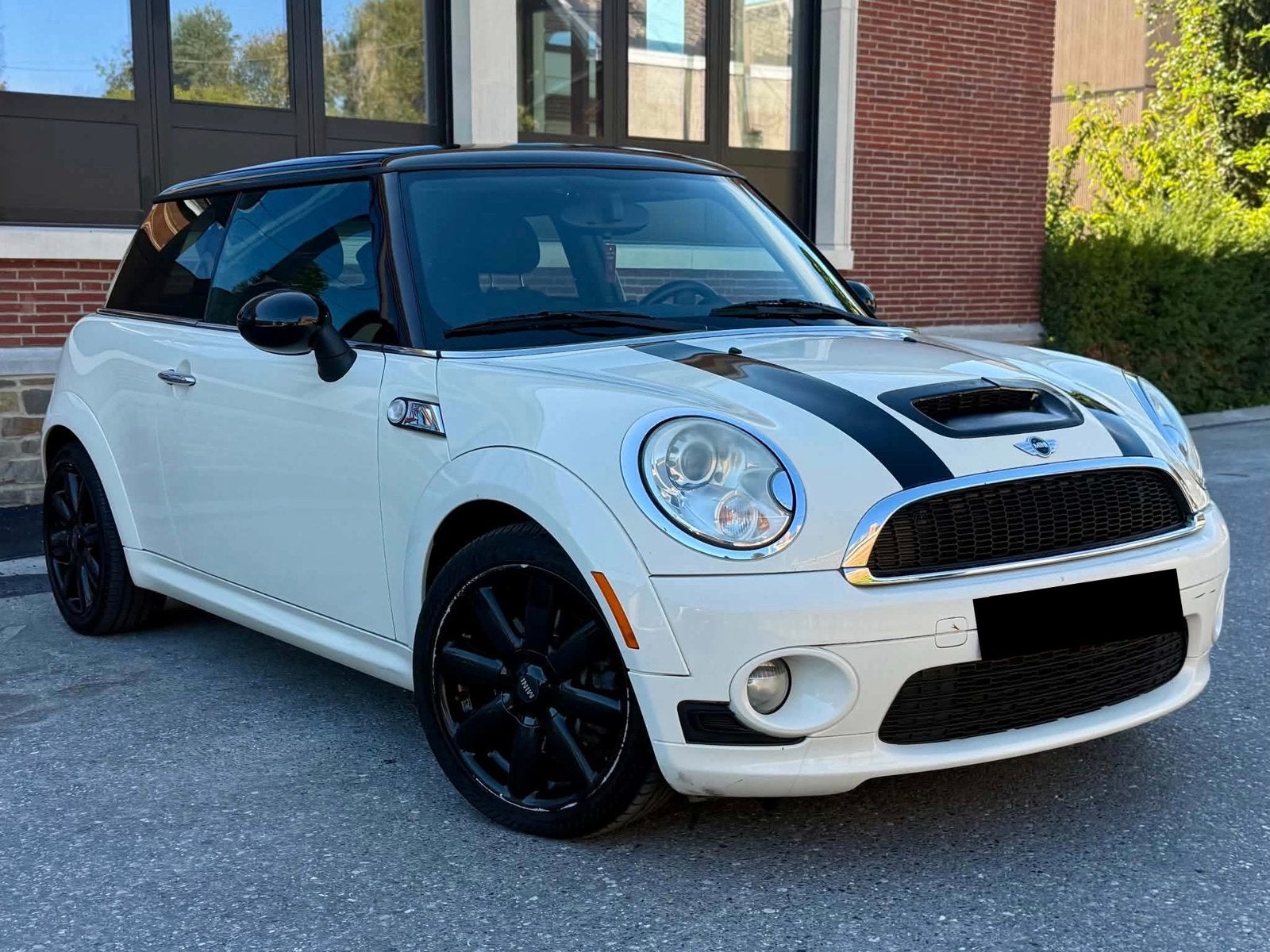 MINI COOPER S 175ch 2010 facelift euro5A, Auto's, Euro 5, Zwart, Leder en Stof, Wit
