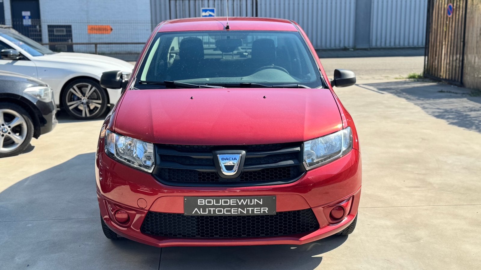 Dacia Logan 1.2Benzine 2015 150.xxxkm/Parkeersensor,.., Autos, Dacia, Rouge, Achat, Entreprise, Garantie prolongée