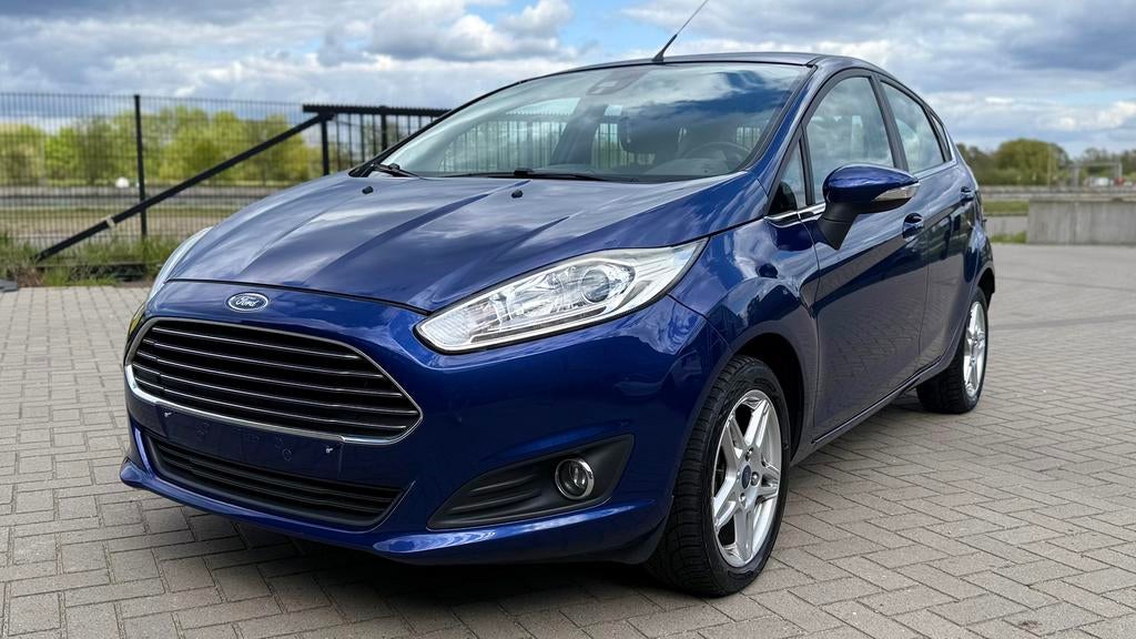 FORD FIESTA - DIESEL - 2015 - 185.000KM - MANUEEL, Auto's, Euro 5, Stof, Zwart, 4 cilinders