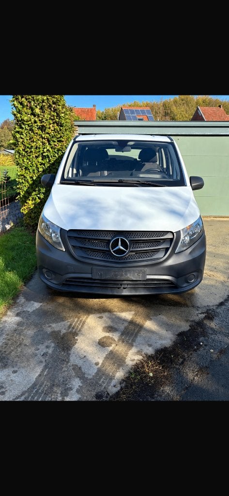 MERCEDES VITO Tourer, Autos, Achat, 4 portes, Boîte manuelle, Noir