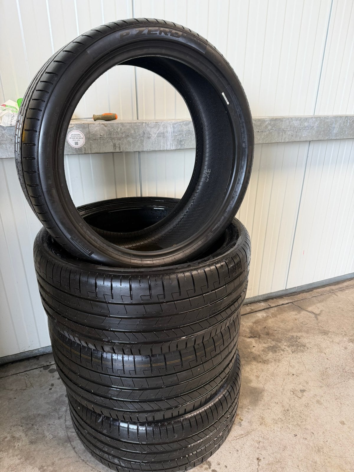 Pneu PIRELLI 22” 275/35R22. 315/30R 22 Etat Quasi Neuf, Autos : Pièces & Accessoires, Enlèvement
