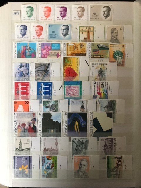 België 1984 Complete jaargang postzegels postfris, Postzegels en Munten, Postzegels | Europa | België, Orginele gom, Ophalen of Verzenden