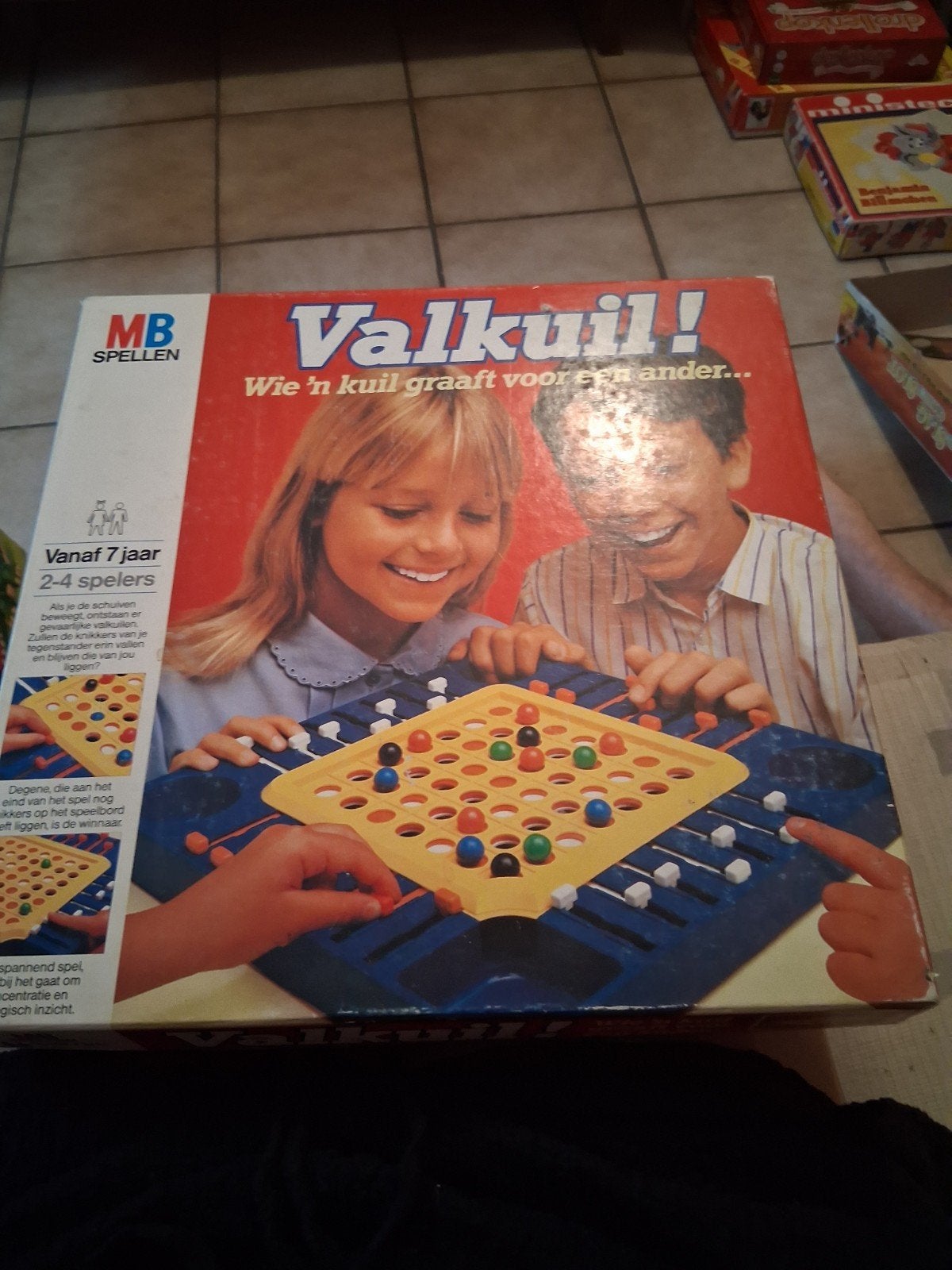 valkuil, Drie of vier spelers, Ophalen, Zo goed als nieuw, MB spellen