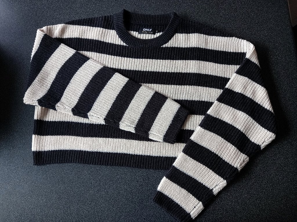 Dameskleding – Trui Only – maat M – 5 euro, Kleding | Dames, Maat 38/40 (M), Only, Wit, Ophalen of Verzenden