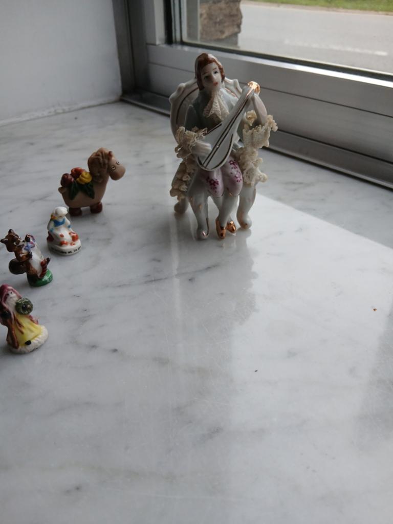 Allerlei porselein, Antiek en Kunst, Ophalen