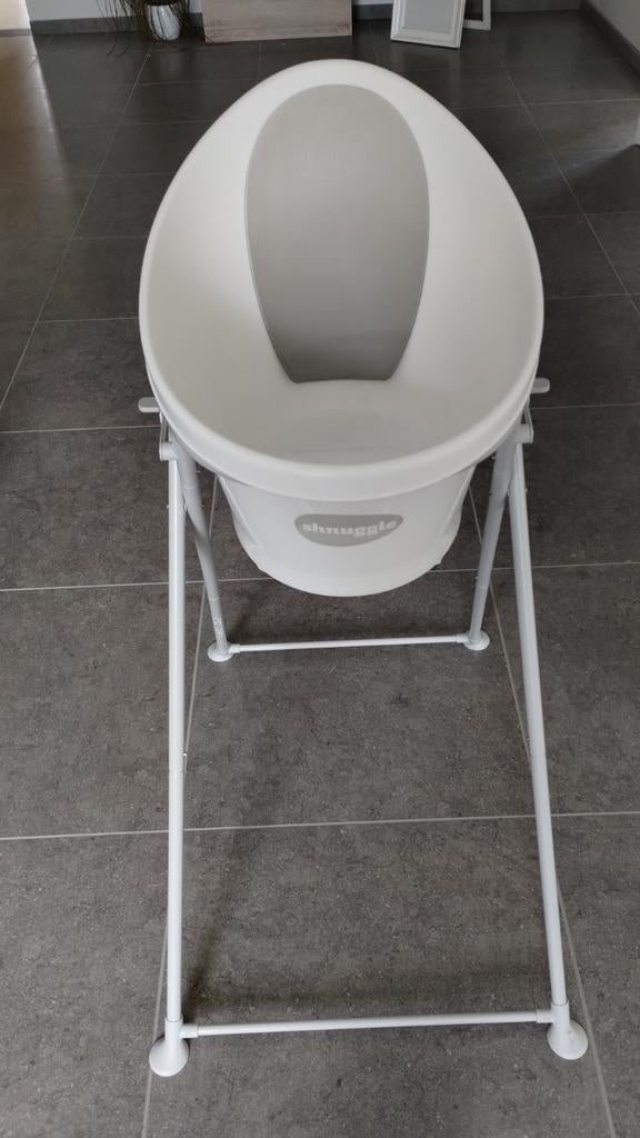 Badje shnuggle met staander, Enlèvement, Baignoire