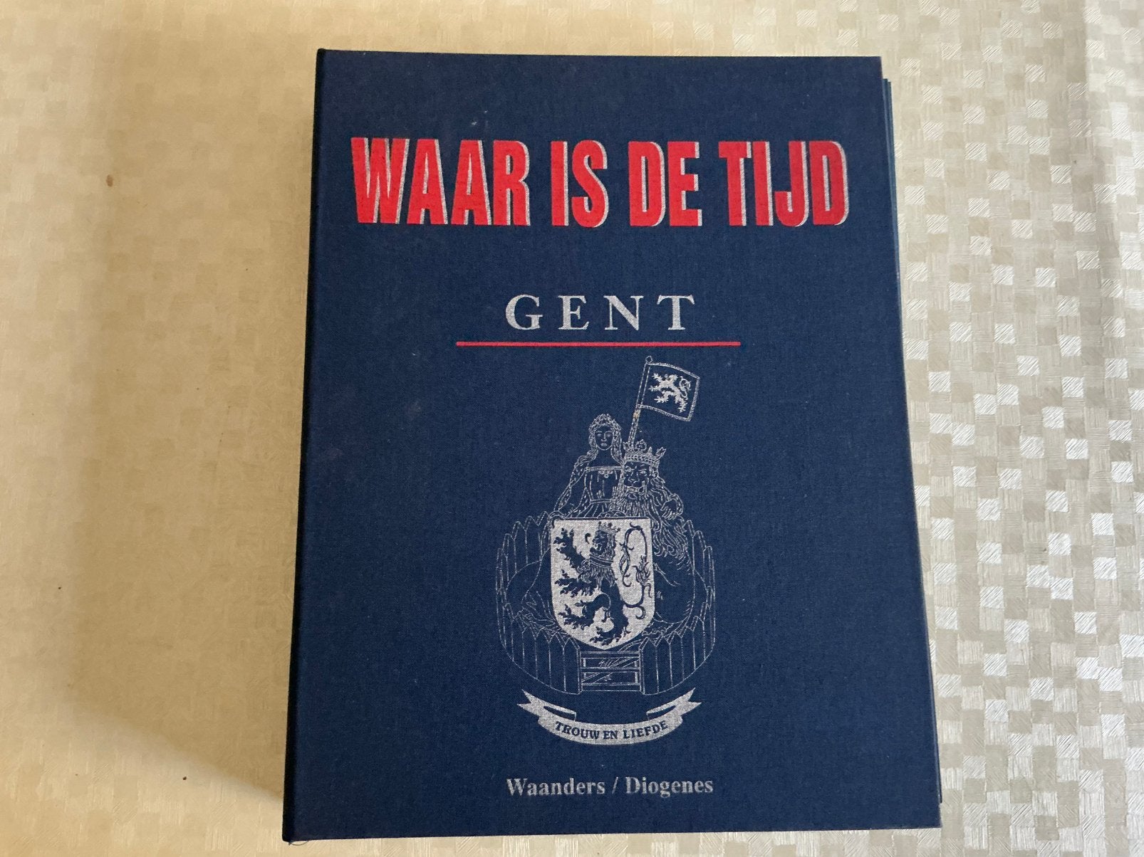 Gent“Waar Is De Tijd”20 afleveringen volledig in linnen kaft, Ophalen of Verzenden, Zo goed als nieuw