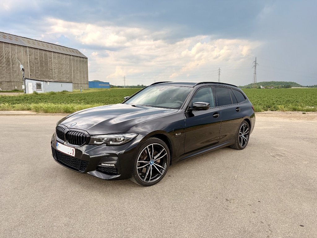 BMW 3-serie Touring 320e Hybrid M-pakket/BMW 2028 garantie, Auto's, Automaat, 1998 cc, Achterwielaandrijving, 4 cilinders