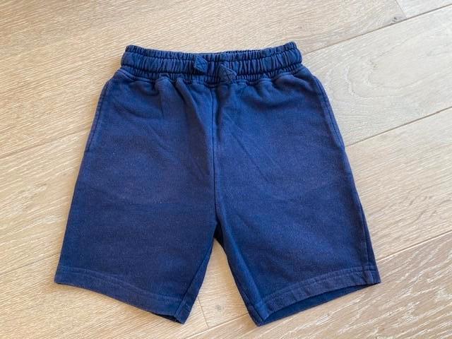 Donkerblauwe short in joggingstof Next 122 cm, Kinderen en Baby's, Broek, Ophalen of Verzenden, Zo goed als nieuw, Next