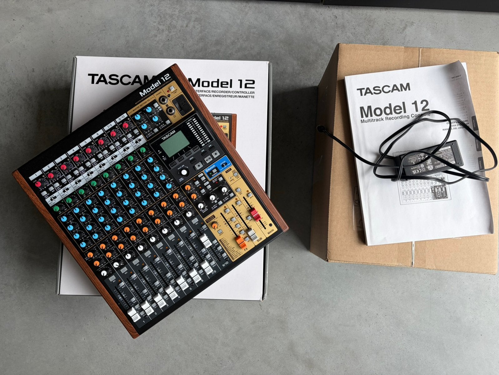Tascam Model12, Verzenden, Zo goed als nieuw