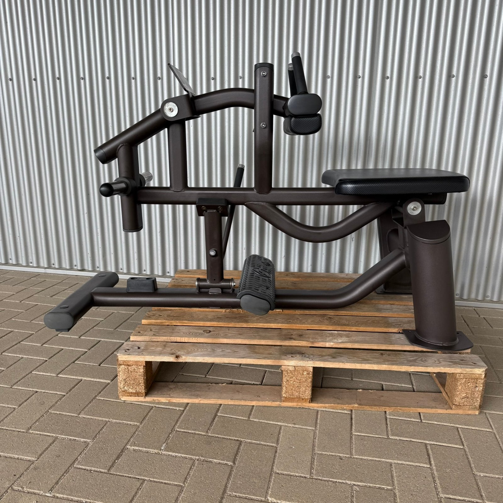 Life fitness calf raise plate loaded kuiten machine homegym, Ophalen, Zo goed als nieuw