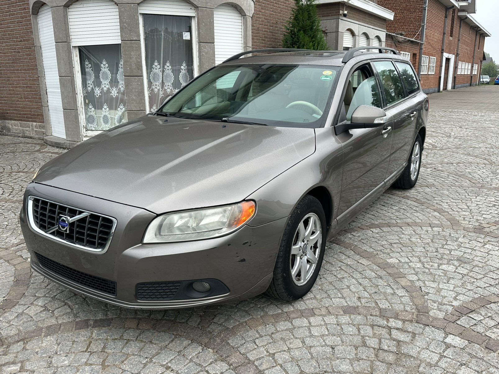 VOLVO V70 2.4 5cilinder automaat, Auto's, Automaat, V70, Bedrijf, Diesel