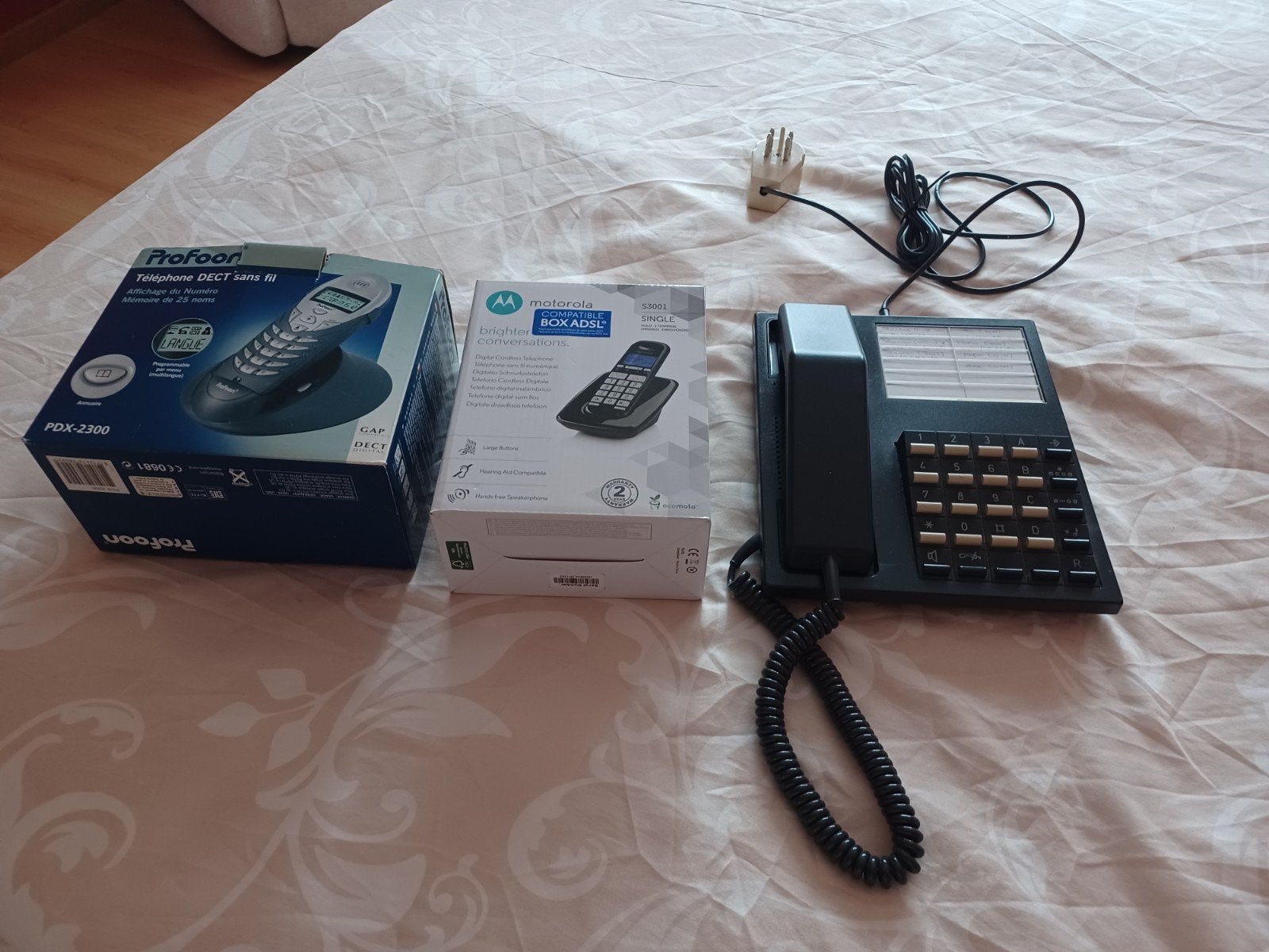 Lot telefoon, Télécoms, Enlèvement
