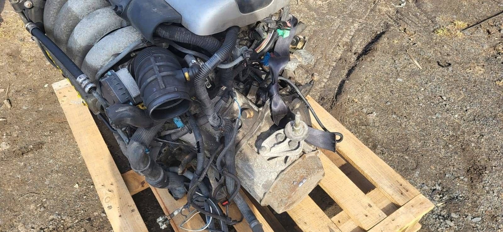 Moteur RFN Complet 206 PEUGEOT, Autos : Pièces & Accessoires, Envoi, Utilisé, Daihatsu