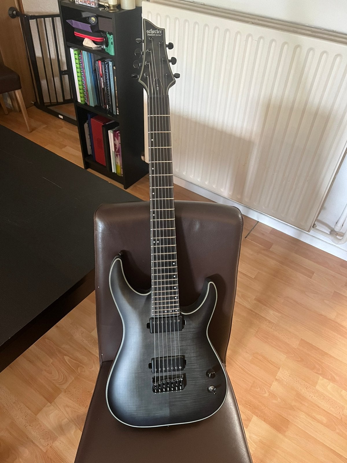 Schecter KM7 MK1 - Perfecte staat, Musique & Instruments, Instruments à corde | Guitares | Électriques, Comme neuf, Solid body
