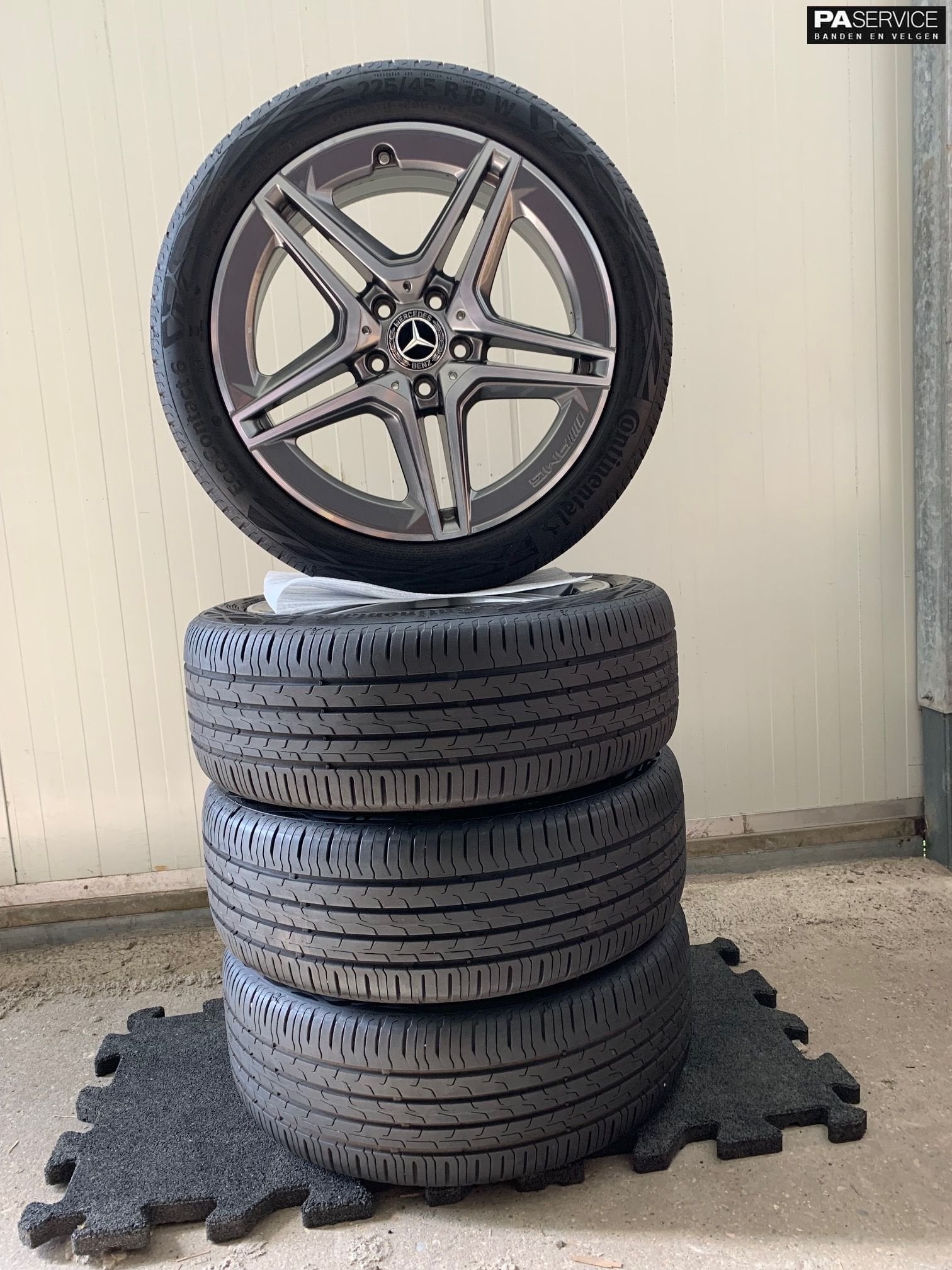 Zgan Origineel 18 inch AMG Zomer / winterset voor A B klasse, -, Utilisé, -, Jante(s)