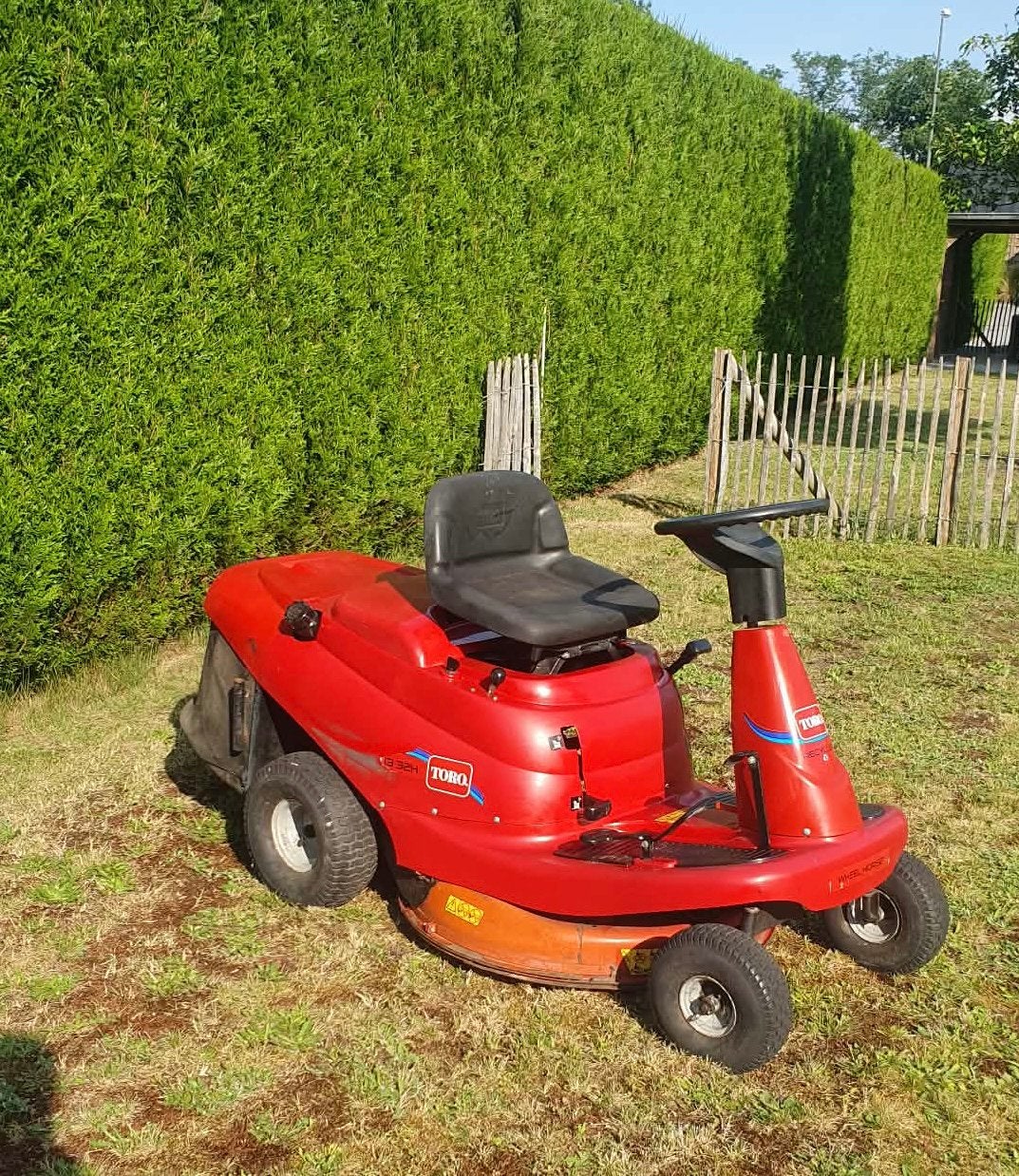 Zitmaaier Toro Wheel Horse 13HP hydrostaat, Tuin en Terras, Ophalen, Zo goed als nieuw