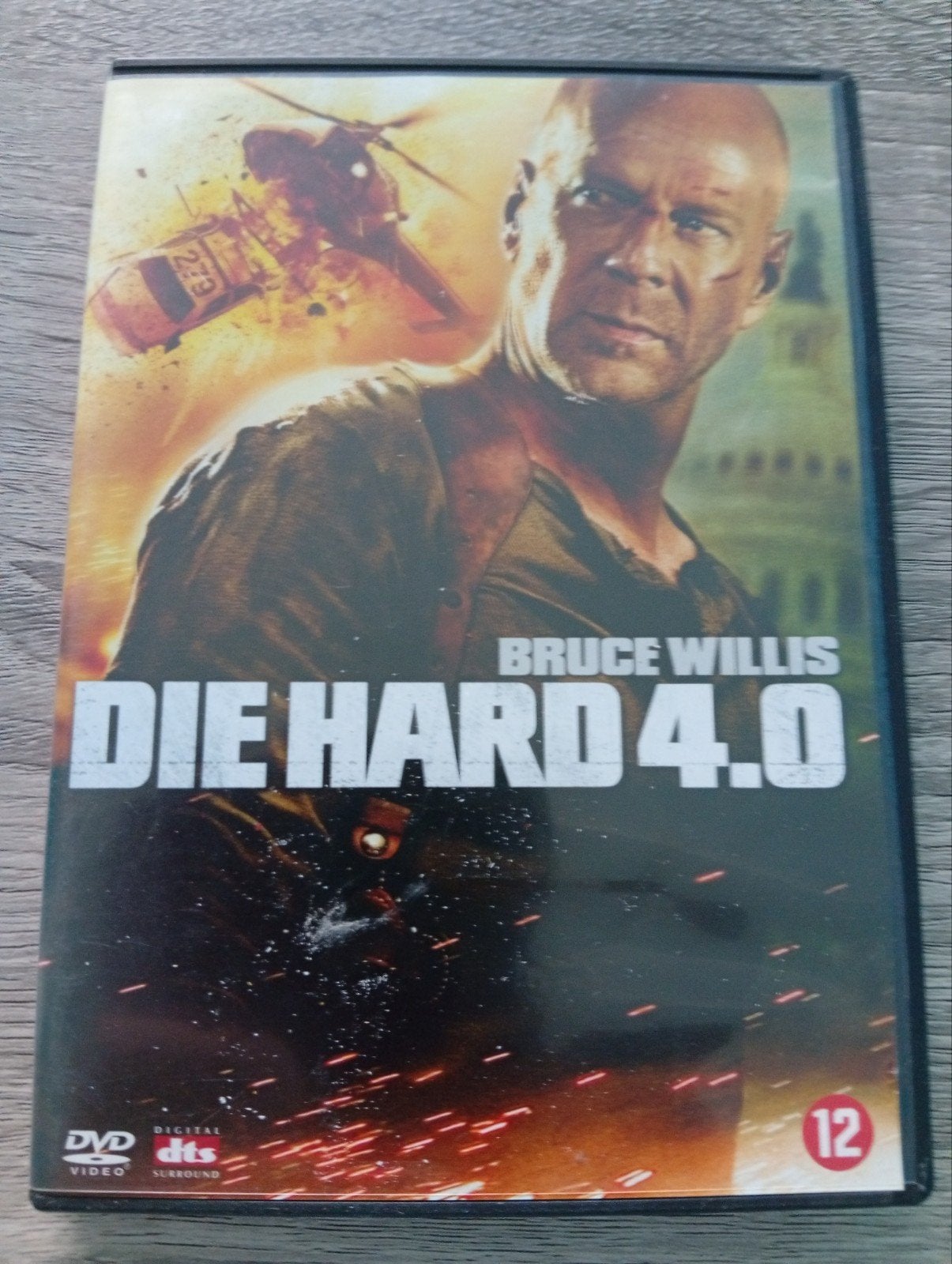 Bruce Willis, DVD d'action Die Hard 4.0, Action, Enlèvement ou Envoi, Néerlandais, Comme neuf