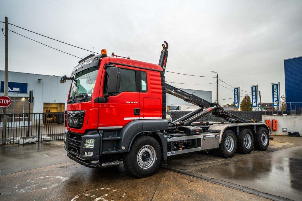 MAN TGS 35.430 BL - HIAB, Autos, Camions, Rouge, Achat, Euro 6, Entreprise