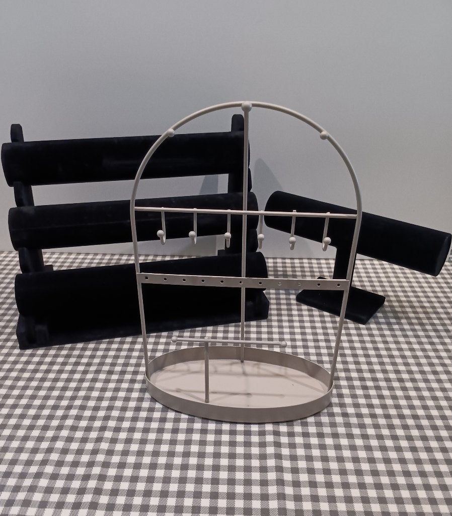 Armbanden standaard  , sieradenhouder  , Armbanden rek, Ophalen, Zo goed als nieuw, Overige kleuren, Overige materialen