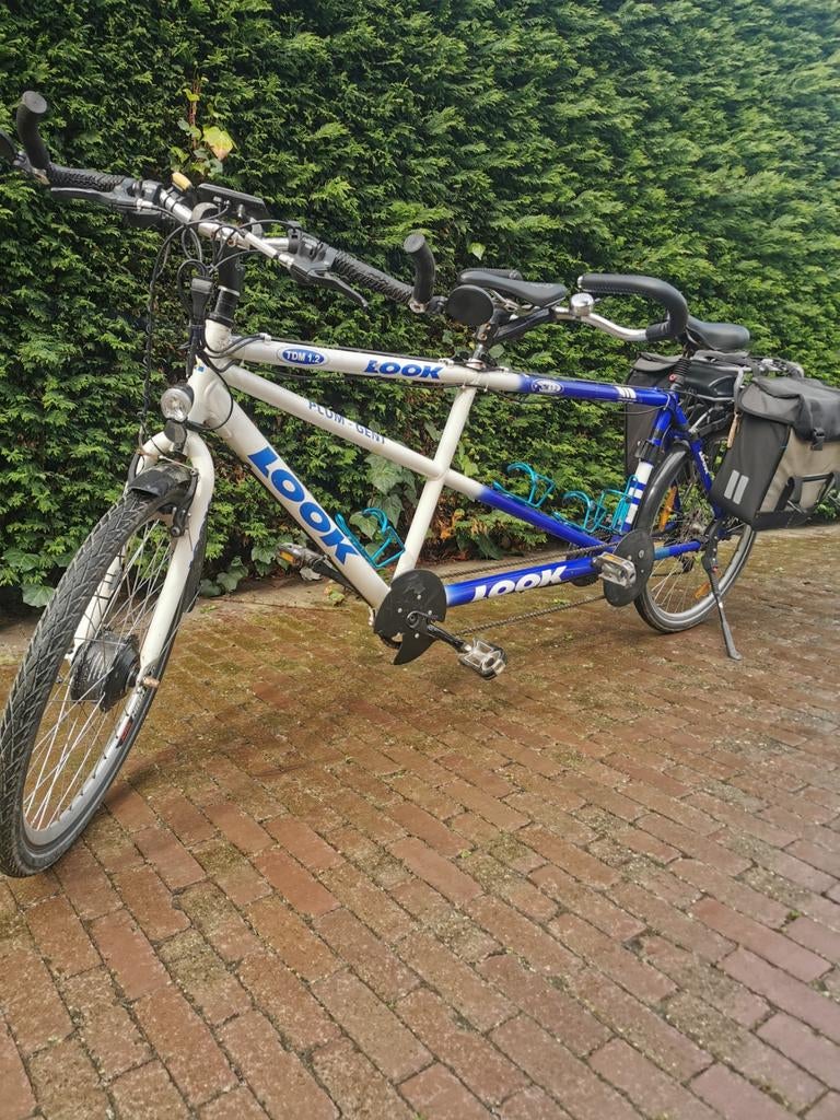 Elektrische tandem met nieuw accu's meer info 0488826971, Fietsen en Brommers, Ophalen of Verzenden