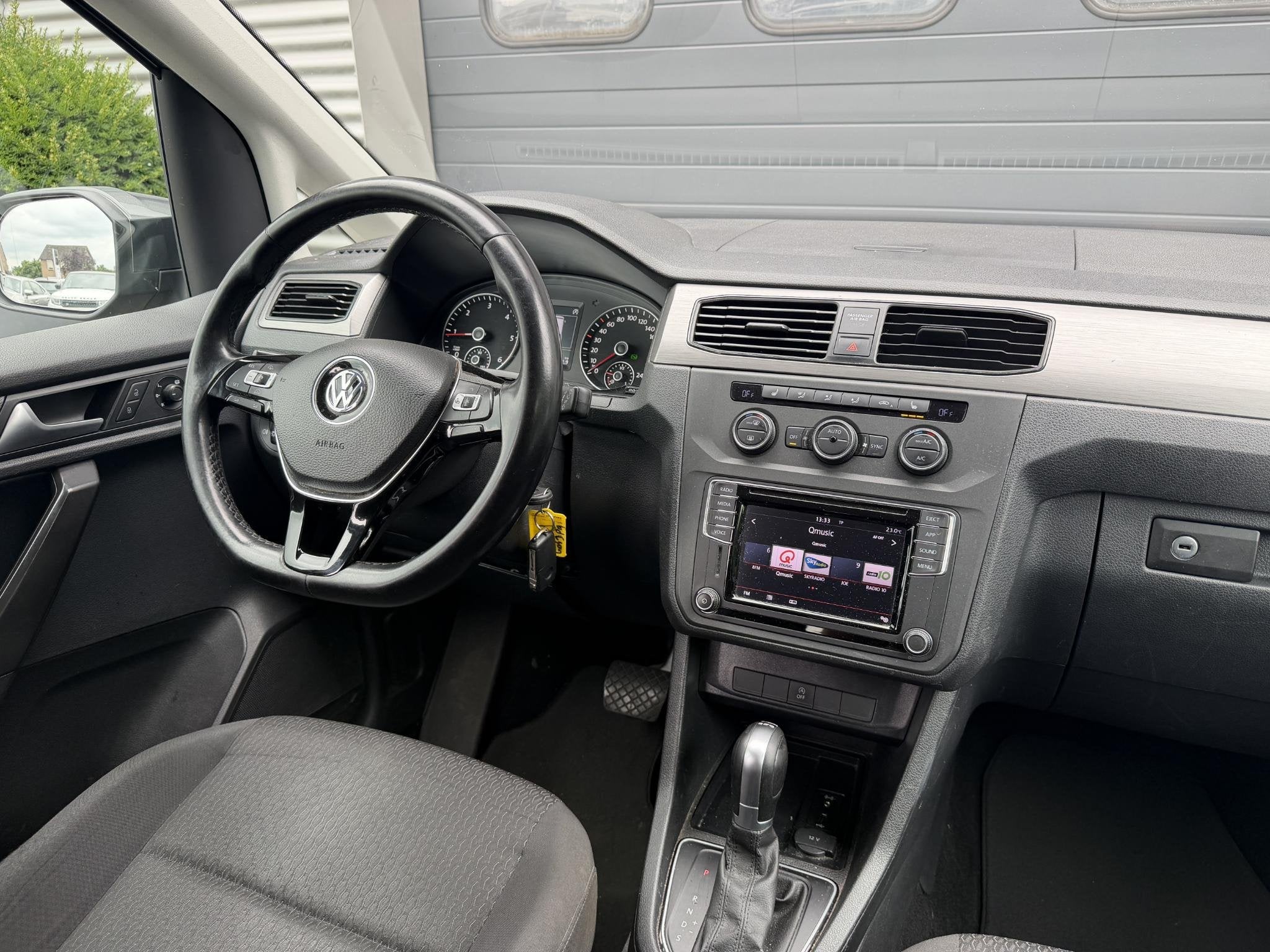Volkswagen Caddy Maxi 2.0 TDI Trendline 5p Rolstoel Vervoer, Auto's, 75 kW, Gebruikt, 4 cilinders, Bedrijf