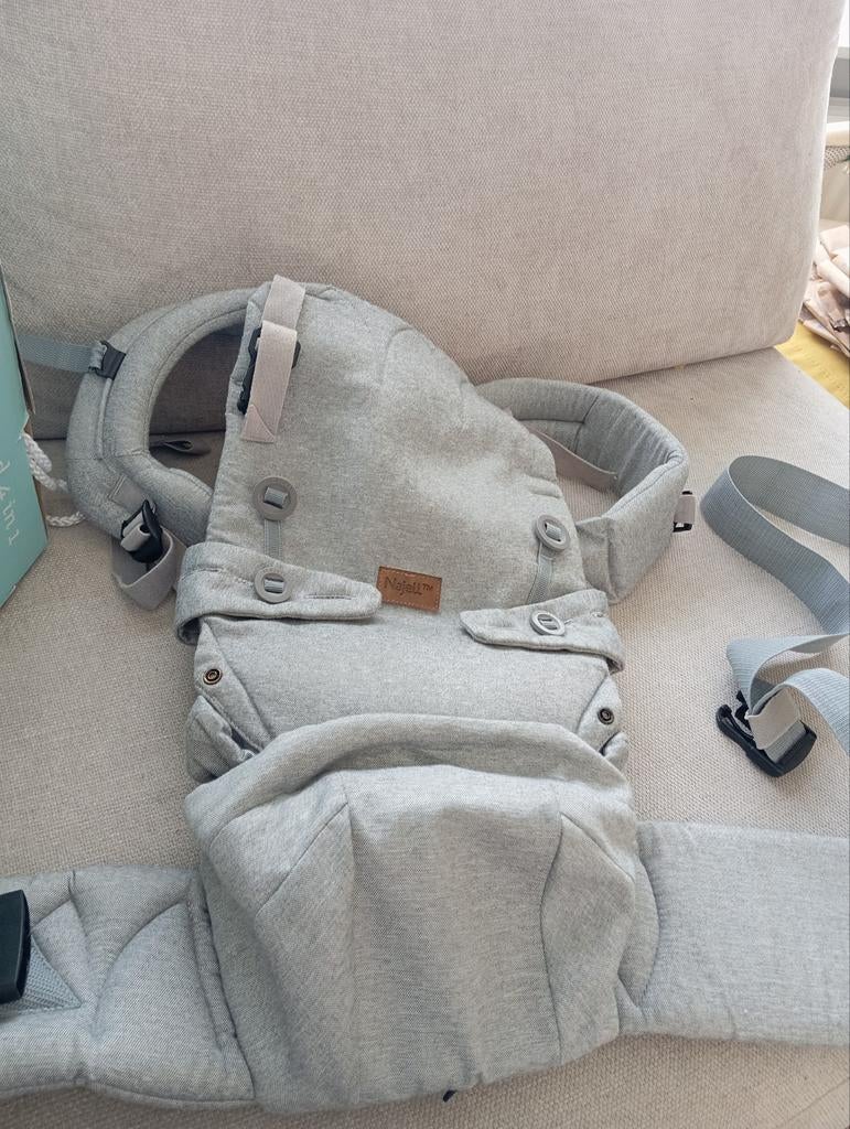 Draagzak Najell, Kinderen en Baby's, Buik of Rug, Zo goed als nieuw, Draagzak, Ophalen