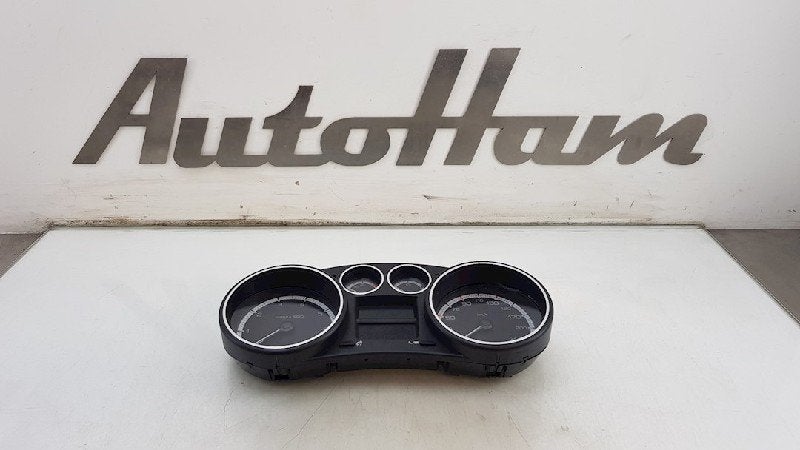 INSTRUMENTS DE BORD Peugeot 308 (4A / C) (01-2007/12-2015), Kontakt-peugeot@peugeot.com, Utilisé, Peugeot Deutschland GmbH, Bahnhofsplatz
65423  Rüsselsheim, DE