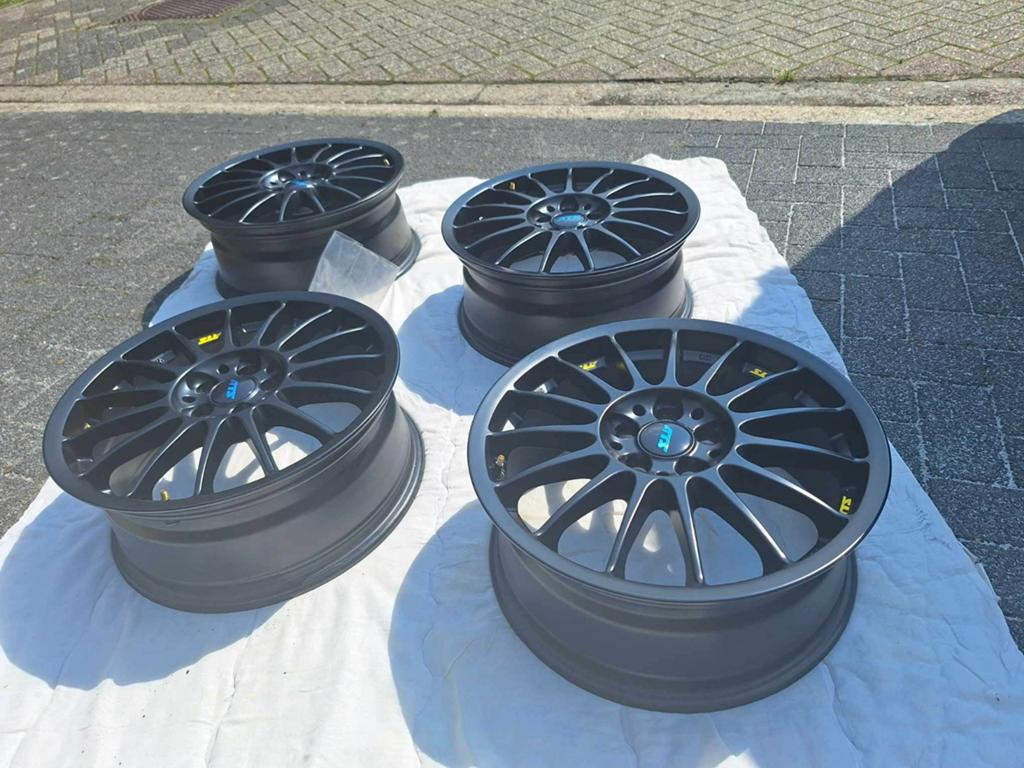 Ats streetrally velgen nieuw in de doos.
Formaat zie foto 2., Auto-onderdelen, Banden en Velgen, Ophalen, Nieuw, 17 inch, Velg(en)