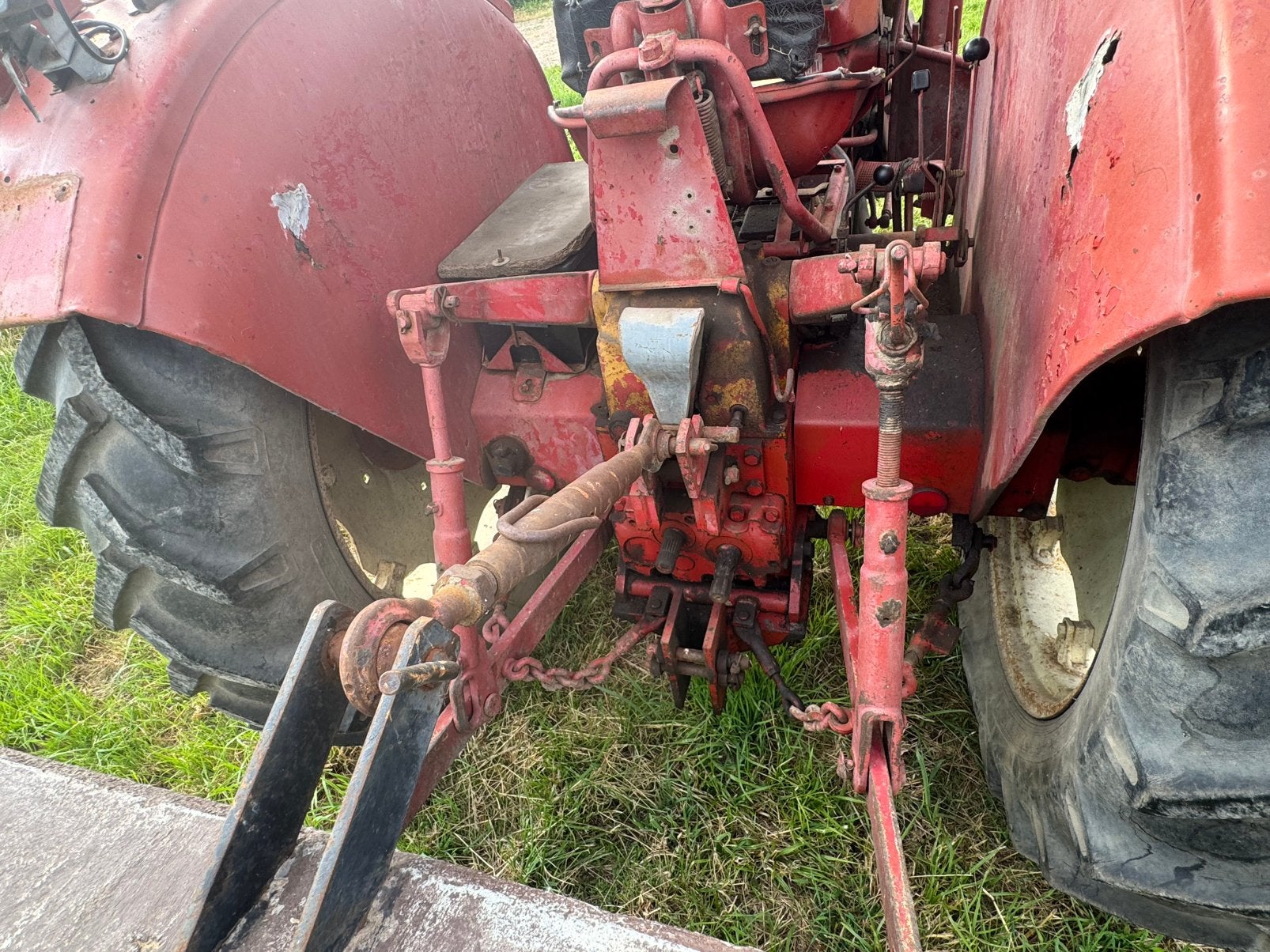 International 734 avec chargeur frontal, Articles professionnels, Enlèvement