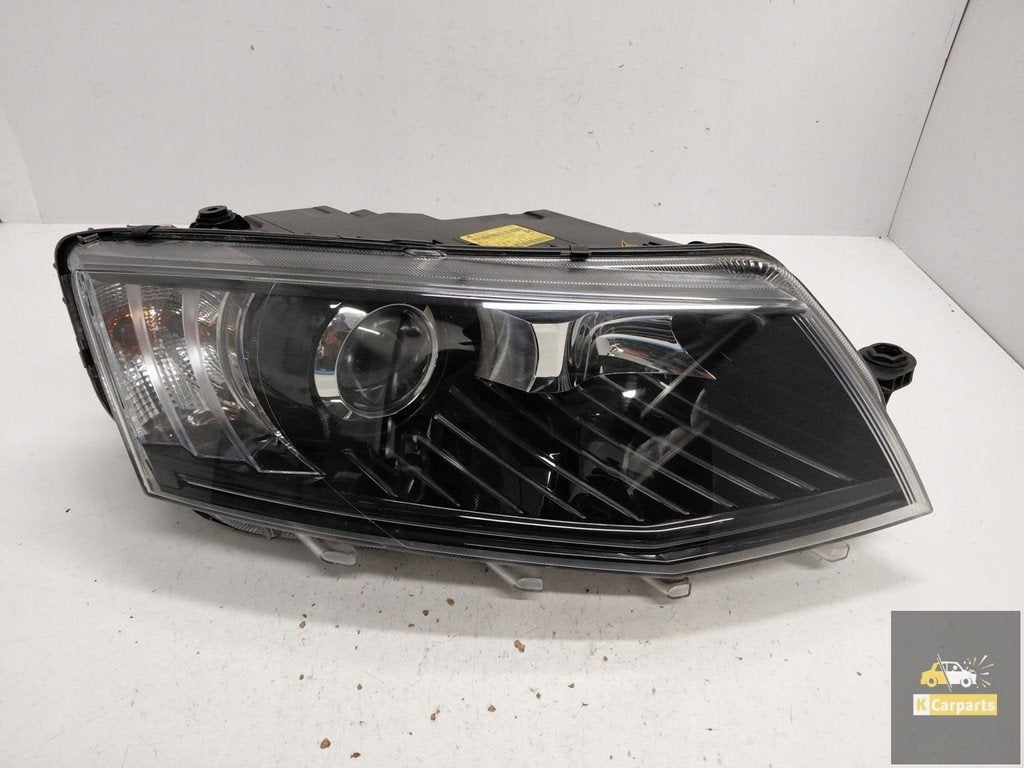 5E1941016B, Ampoule LED x non droite id ale pour Skoda Octav, Infoline@skoda-auto.cz, Tr. Vaclava Klementa 869
293 01  Mlada Boleslav, CZ
