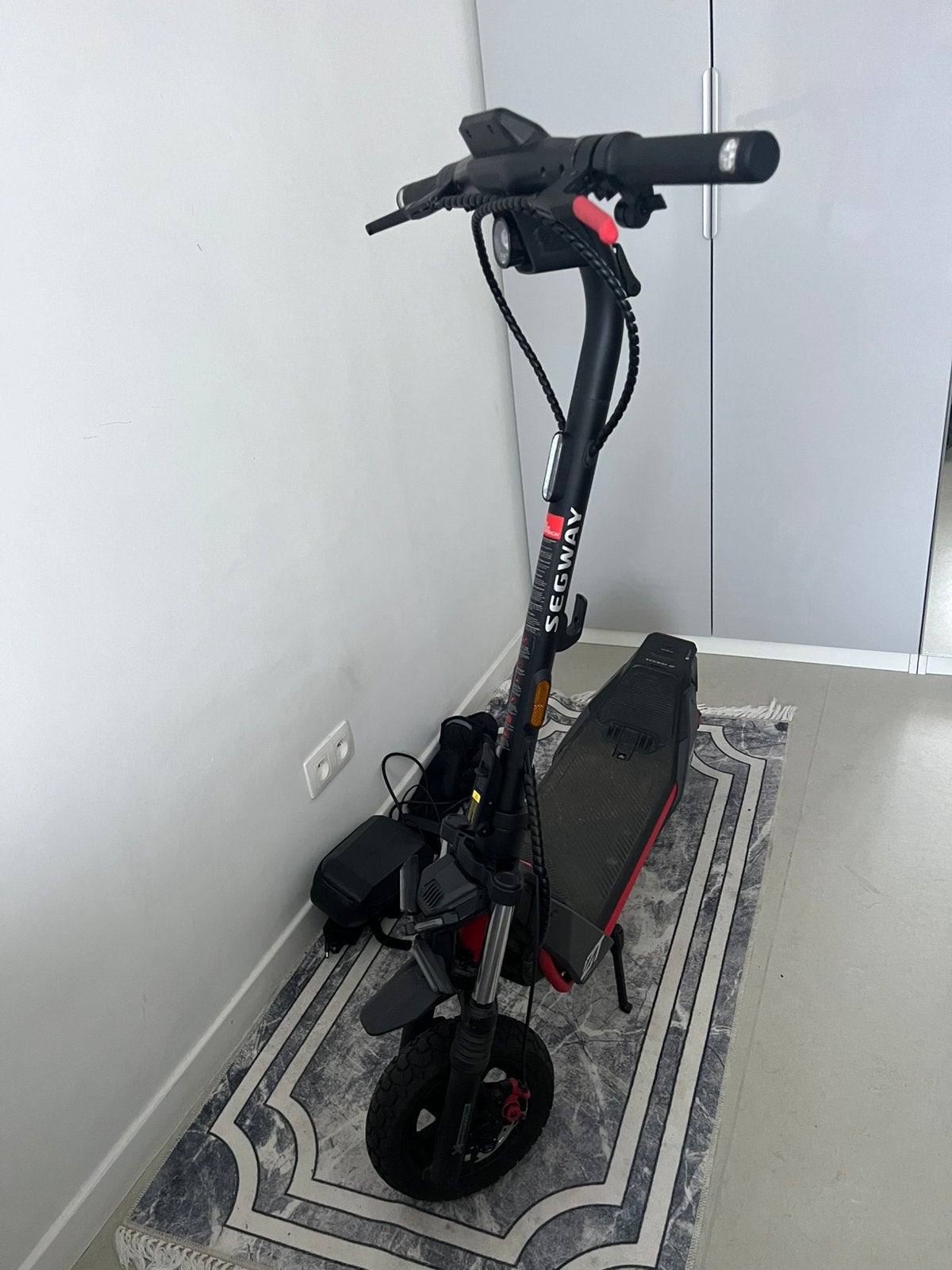 Ninebot zt3 pro, Enlèvement, Comme neuf