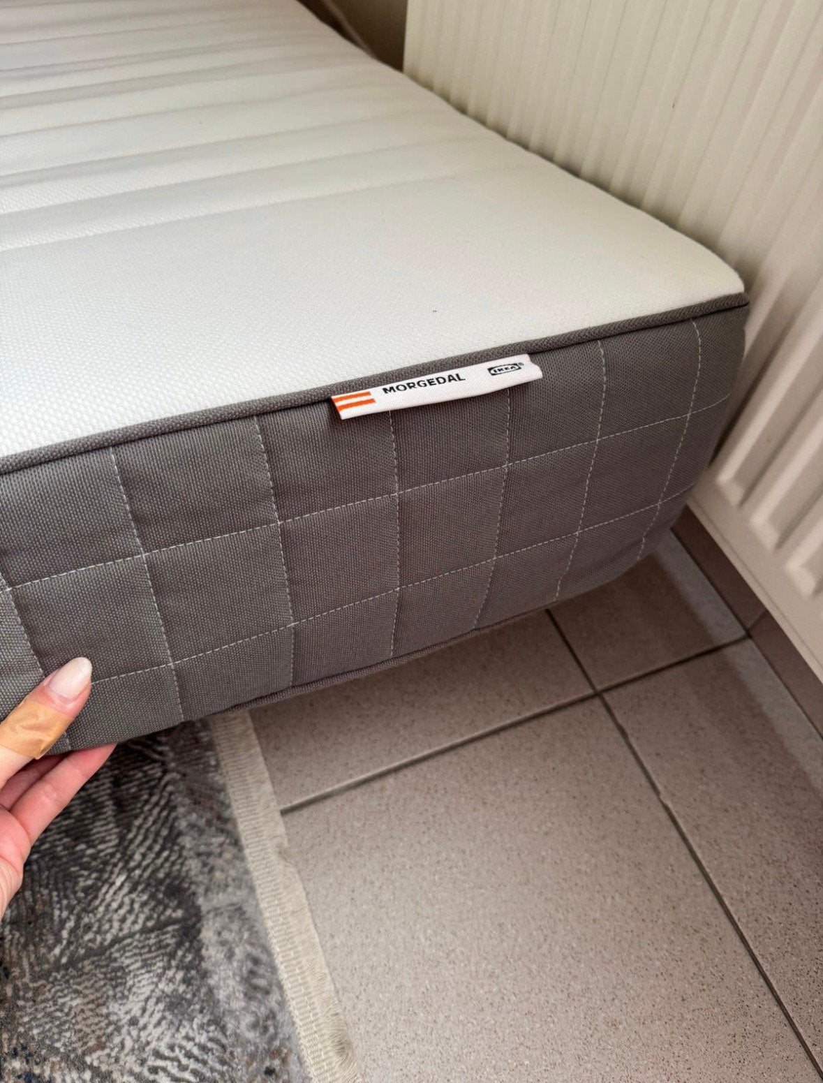 Matelas feeme ikea, Maison & Meubles, Enlèvement, Comme neuf