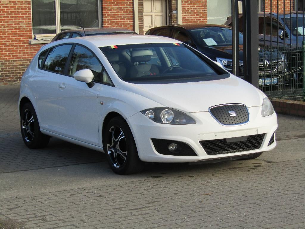Seat Leon 1.6 TDI, Autos, Seat, Euro 5, Achat, Entreprise, Noir
