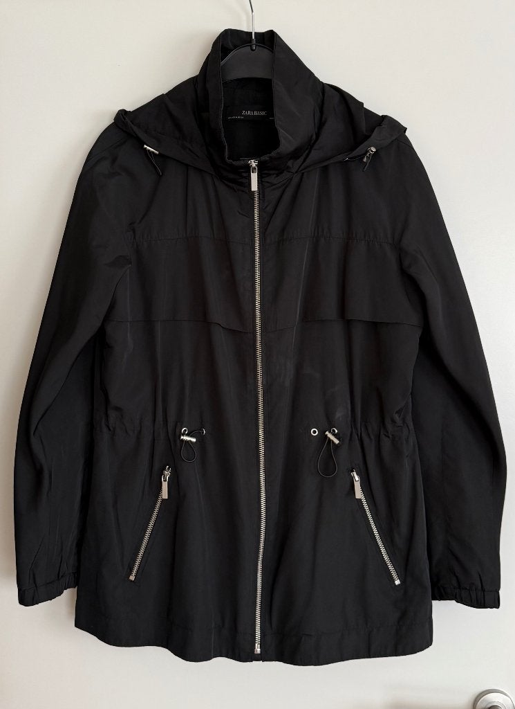 Zara Basic zwarte tussenjas / windjack – maat M, Kleding | Dames, Maat 38/40 (M), Ophalen of Verzenden, Gedragen, Zara