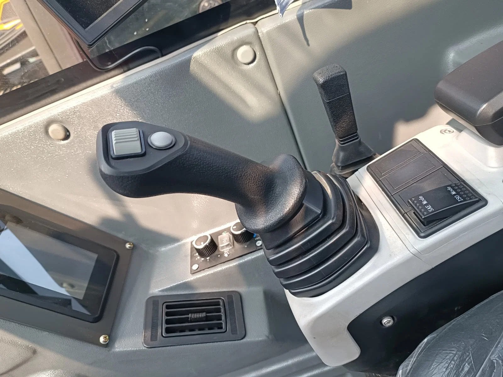 TIRRAX Binnendraaier TX40H (bj 2026), Zakelijke goederen, TIRRAX, Info@tirrax.com, Graafmachine
