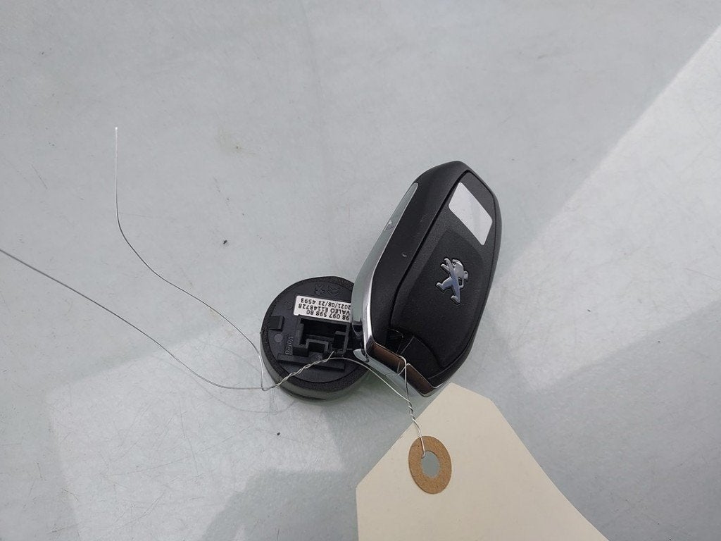 SLEUTEL 208 II (UB / UH / UP) (|9809759880|9809759880A|), Auto-onderdelen, Kontakt-peugeot@peugeot.com, Gebruikt, Peugeot Deutschland GmbH